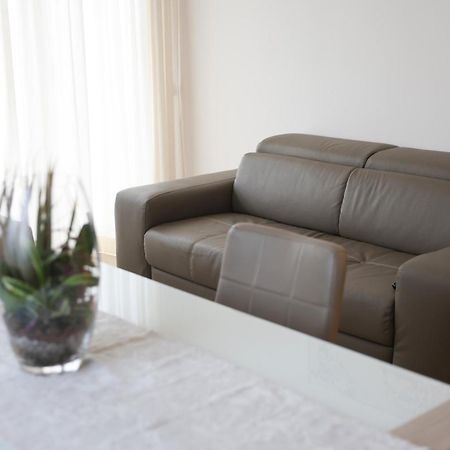 Blancohouse - Berto Luxury Rimini Centro Storico Apartment Luaran gambar