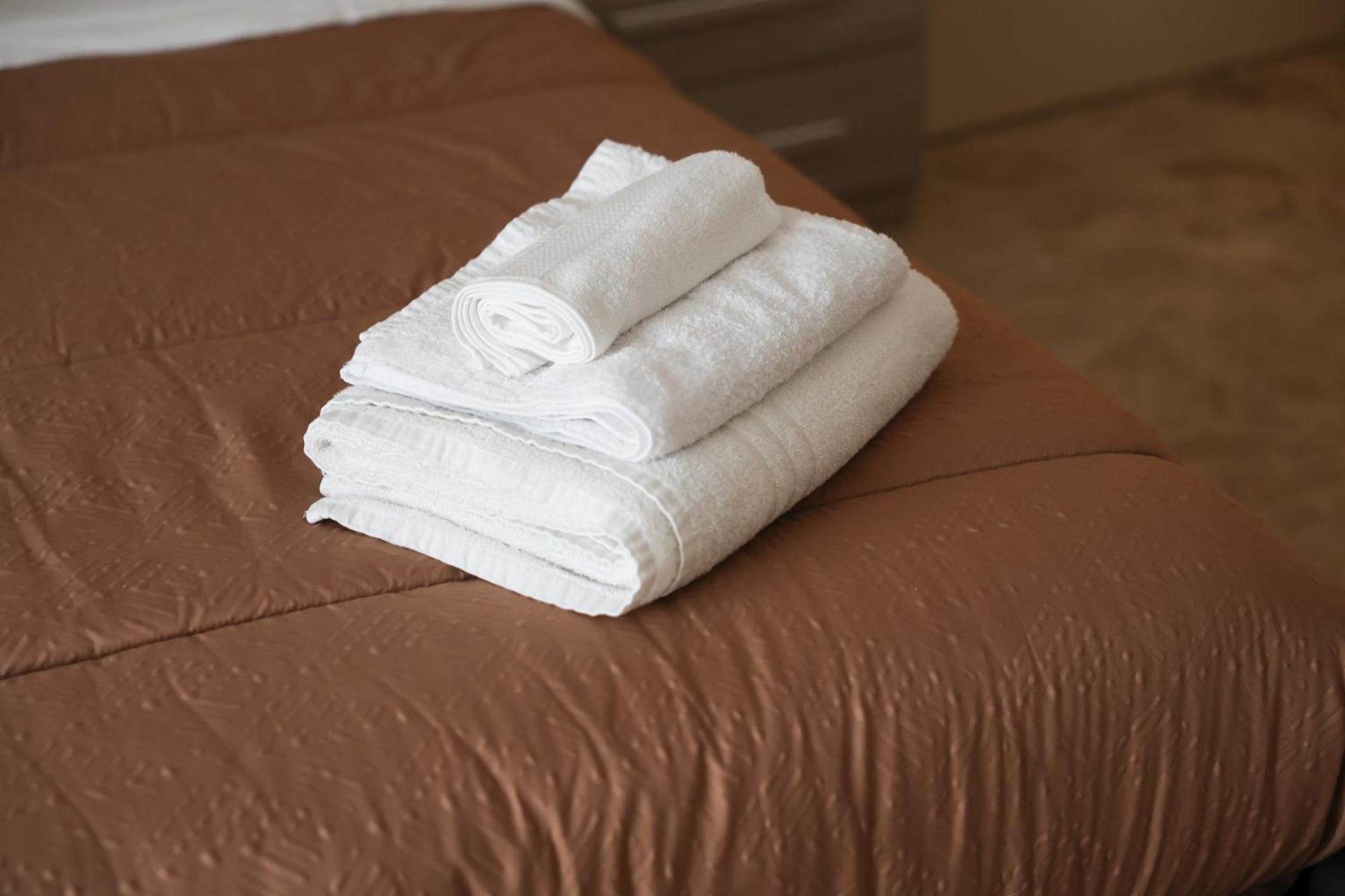 Blancohouse - Berto Luxury Rimini Centro Storico Apartment Luaran gambar