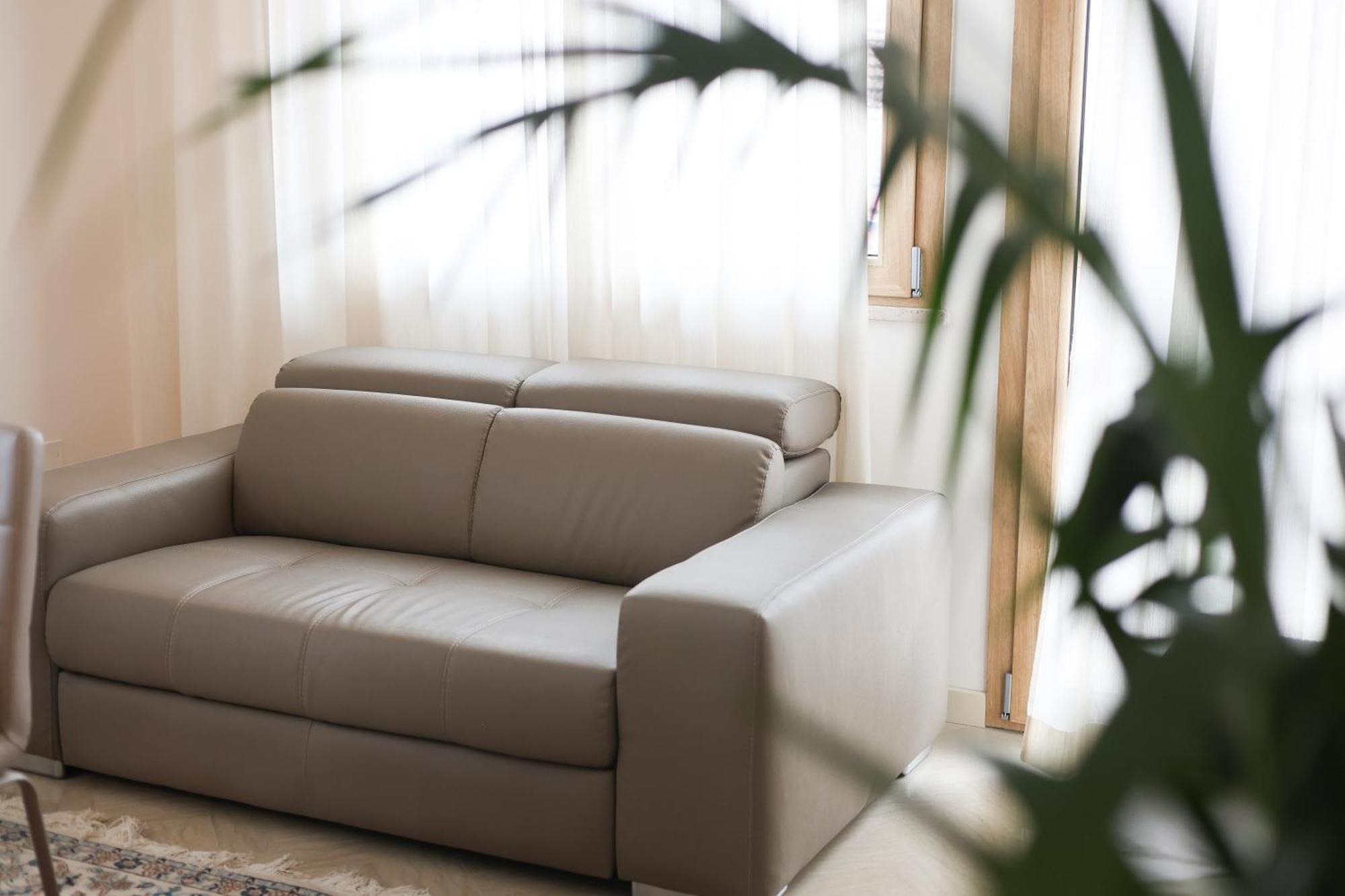 Blancohouse - Berto Luxury Rimini Centro Storico Apartment Luaran gambar